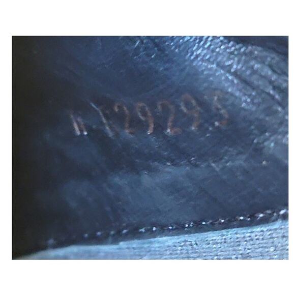 Chanel Interlocking CC Logo Black Leather Turnlock Ankle Boots Heeled 10.5 41 - Picture 4 of 12